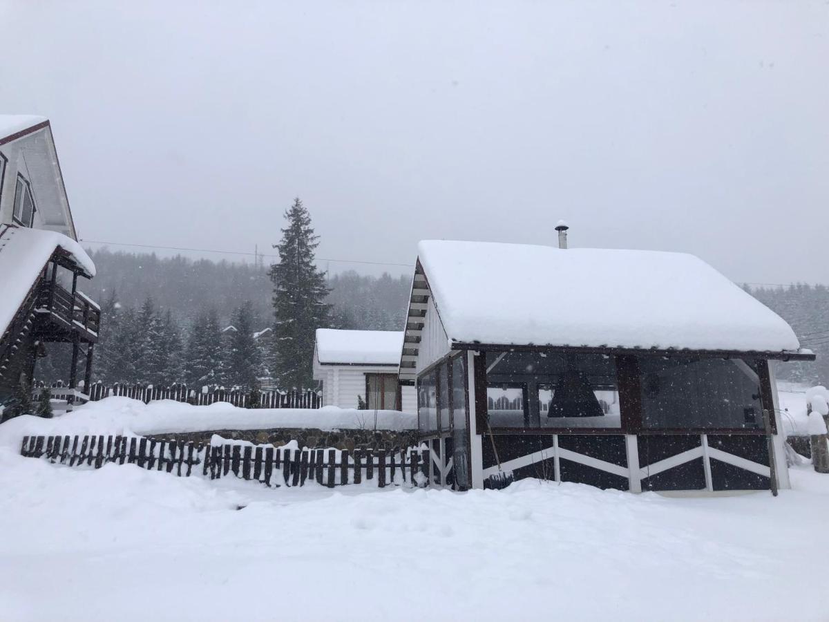 Гостьовий Дім Круасан Сімейний Bukovel Kültér fotó